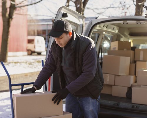 courier-doing-jobs-logistics
